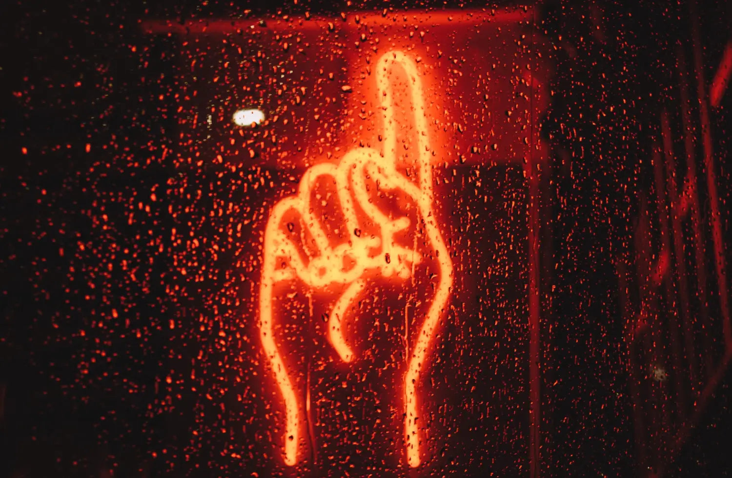 Want to stimulate your G-spot? Use one or two fingers to do the 