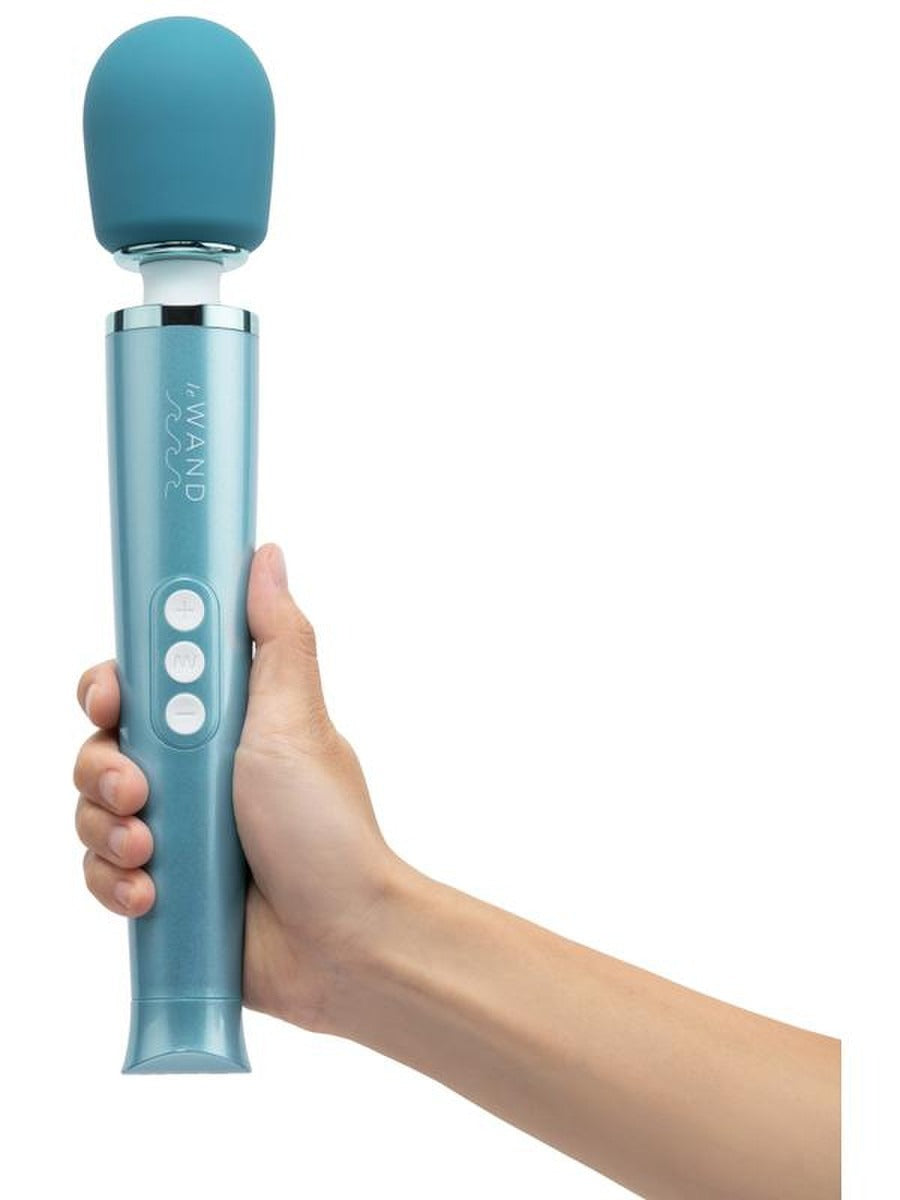 LE WAND DIVE SUBMERSIBLE RECHARGEABLE VIBRATING MASSAGER