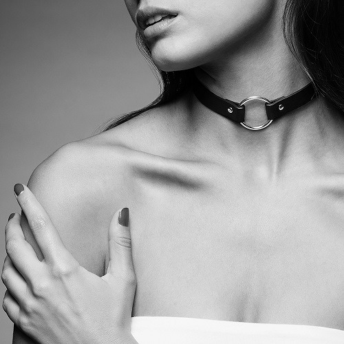 Sugar & Sas collar Single Choker Black - Maze by bijoux indiscrets